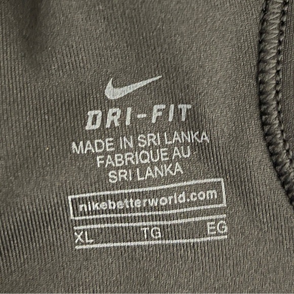 Nike DRI-FIT Sports Bra - Picture 4 of 4